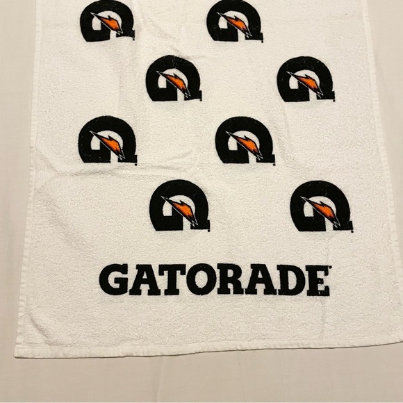 Gatorade Sports Towel Gym Double Sided Towel - Picture 2 of 16
